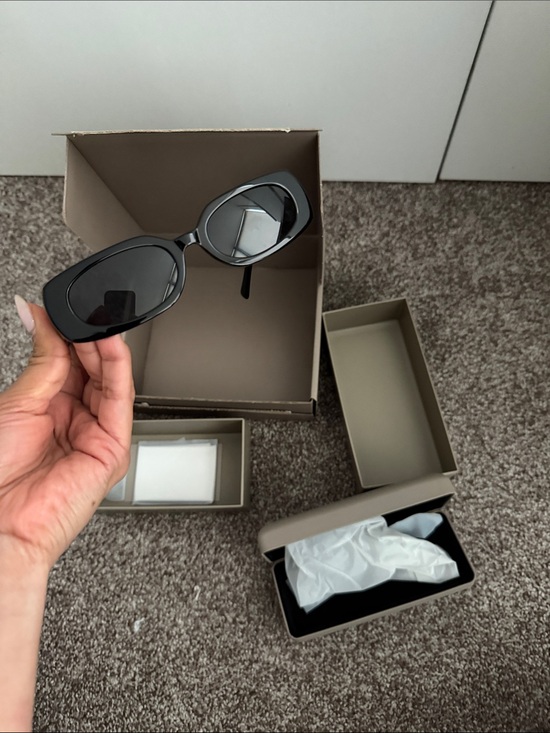 VEHLA Matte Taupe Gift Box with White Logo main image 4